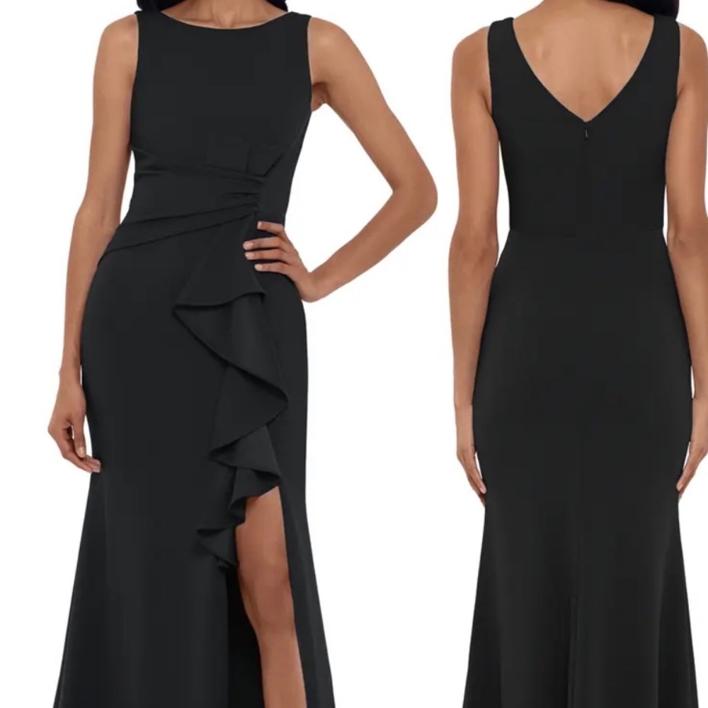 Betsy & Adam Ruffle Bow Trumpet Gown Size 8